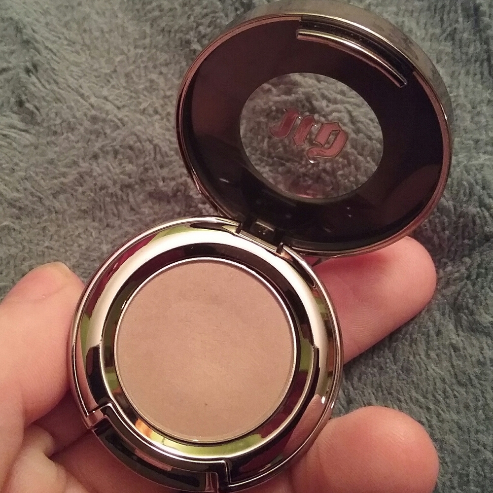 Urban Decay Tease Eyeshadow
